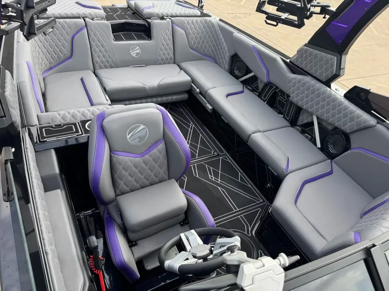 Slide: The Image of Tigé 24RZX 2024 - 22