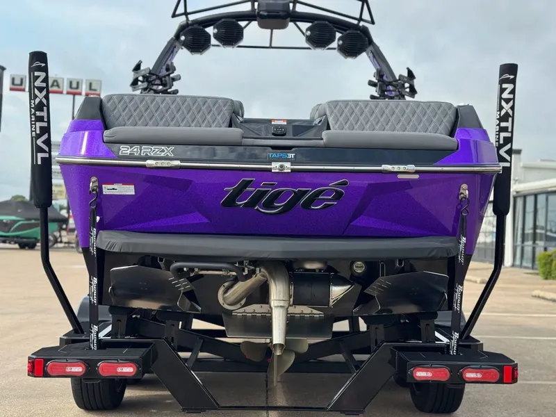 Slide: The Image of Tigé 24RZX 2024 - 4