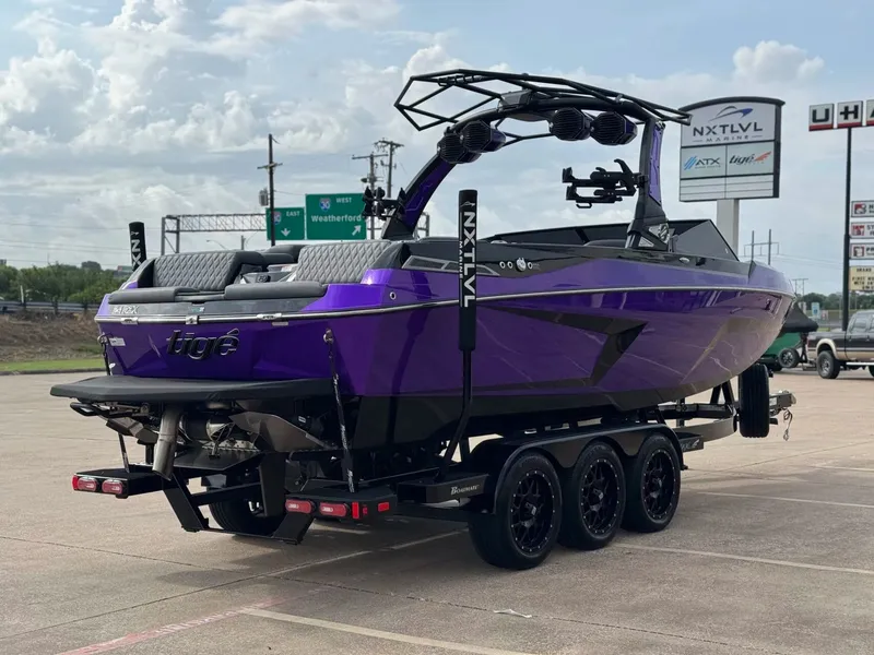 Slide: The Image of Tigé 24RZX 2024 - 5