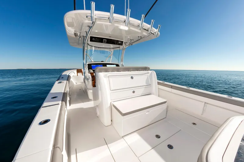 Slide: The Image of Valhalla Boatworks V-33 2024 - 24