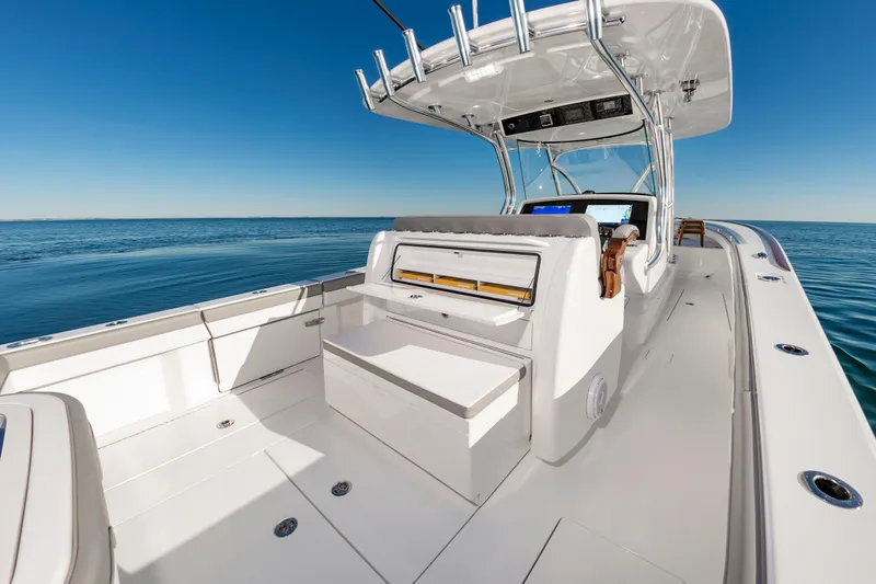 Slide: The Image of Valhalla Boatworks V-33 2024 - 26