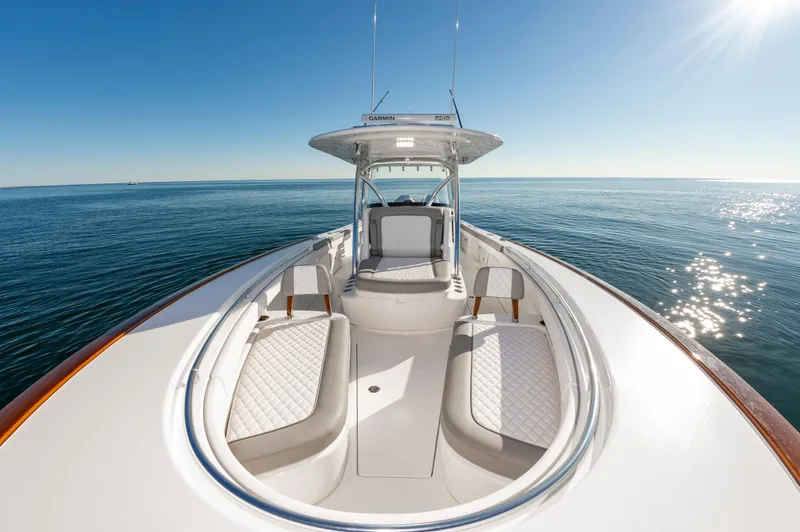 Slide: The Image of Valhalla Boatworks V-33 2024 - 35