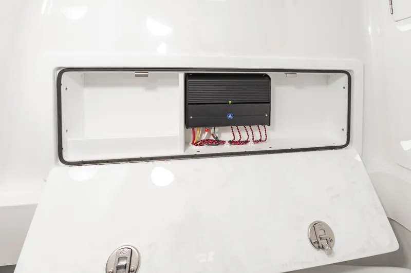 Slide: The Image of Valhalla Boatworks V-33 2024 - 43