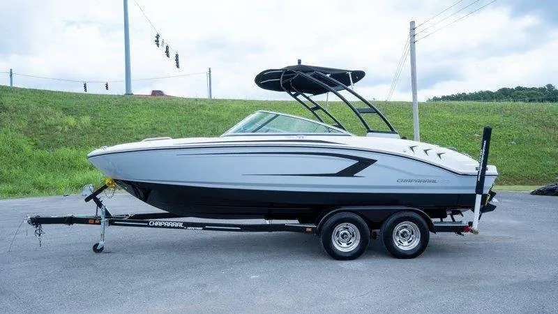 Slide: The Image of Chaparral 21 H20 2019 - 10