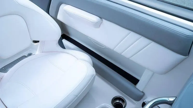 Slide: The Image of Chaparral 21 H20 2019 - 66