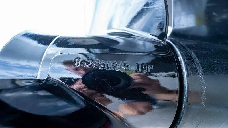 Slide: The Image of Chaparral 21 H20 2019 - 76