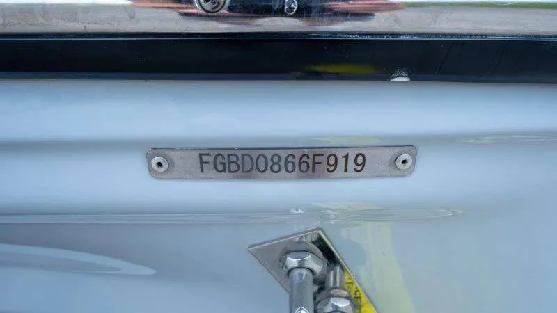 Slide: The Image of Chaparral 21 H20 2019 - 78