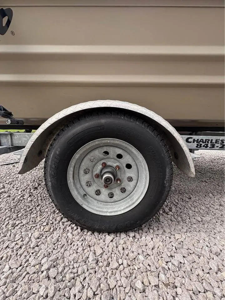 Slide: The Image of Alweld 1752VV Vee Bottom 2019 - 14