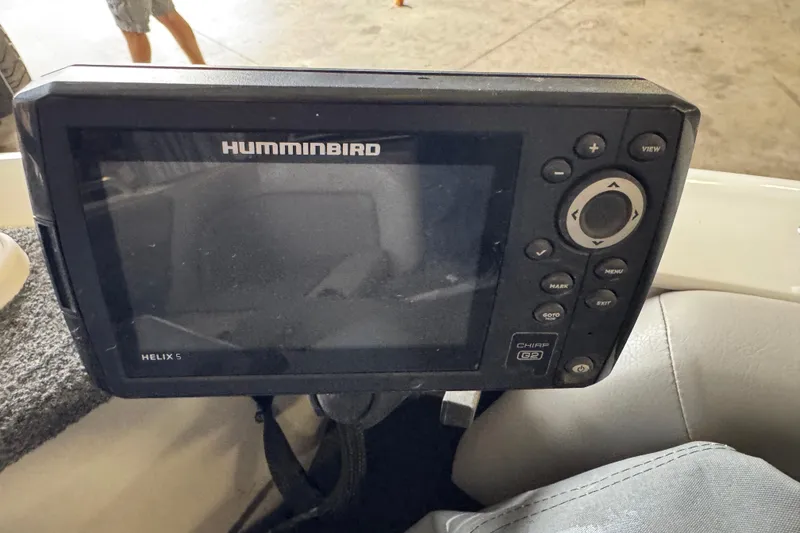Slide: The Image of Humminbird Helix 5 fish finder on 2017 Crestliner 1850 Sportfish Outboard boat. - 18