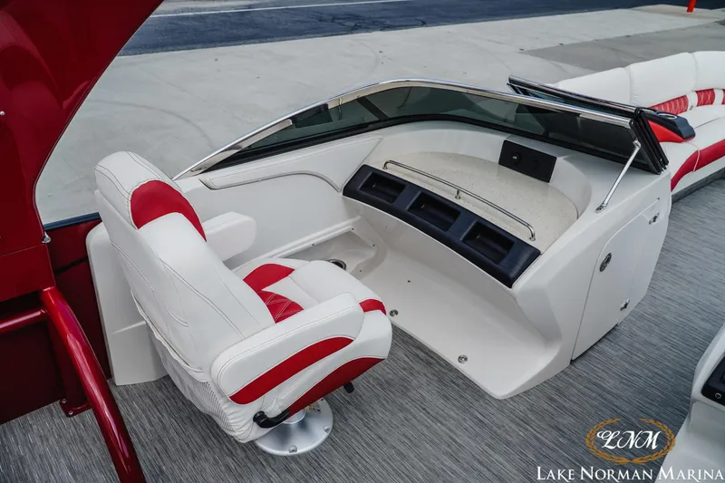 Slide: The Image of Bennington 28QXSBWA 2020 - 11