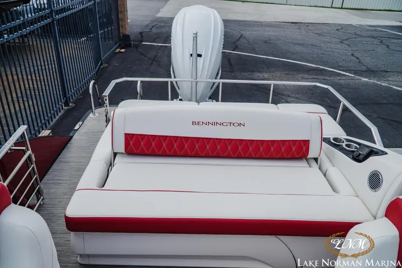 Slide: The Image of Bennington 28QXSBWA 2020 - 18