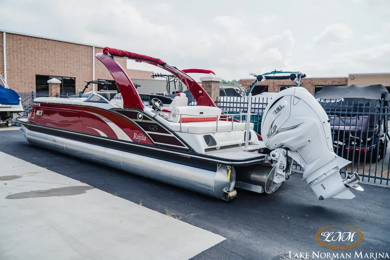 Slide: The Image of Bennington 28QXSBWA 2020 - 3