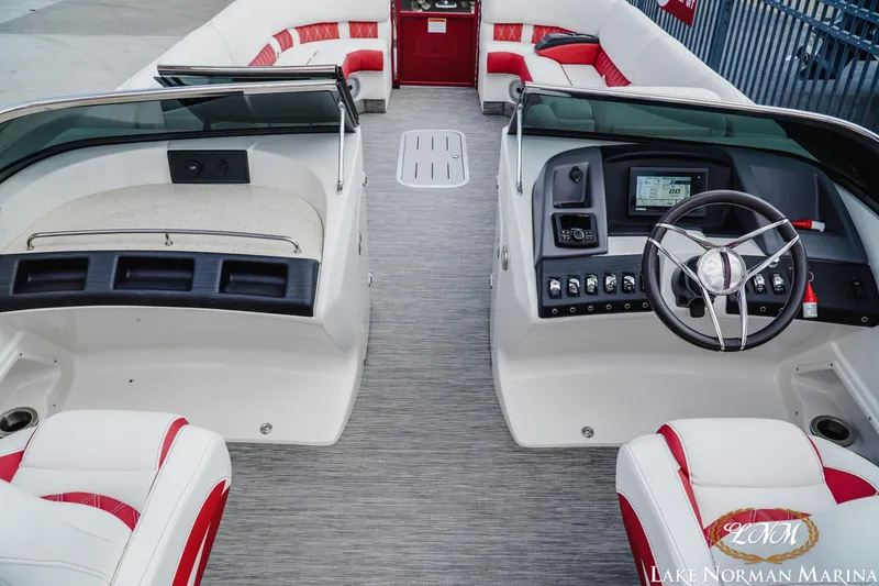 Slide: The Image of Bennington 28QXSBWA 2020 - 7