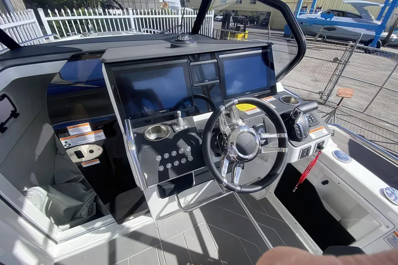 Slide: The Image of Quarken 27 T-Top 2023 - 9