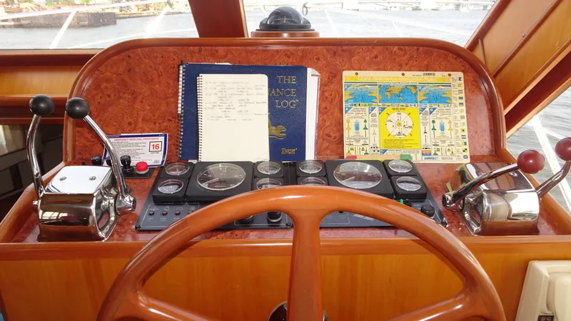 Slide: The Image of President 42' Performance Trawler 2004 - 29