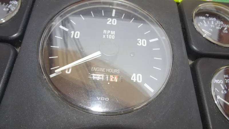 Slide: The Image of President 42' Performance Trawler 2004 - 32