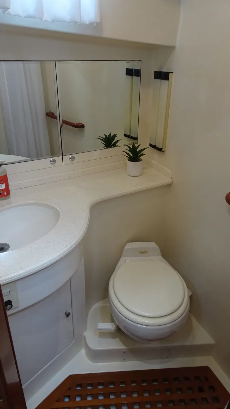 Slide: The Image of President 42' Performance Trawler 2004 - 38