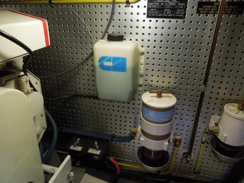 Slide: The Image of President 42' Performance Trawler 2004 - 57