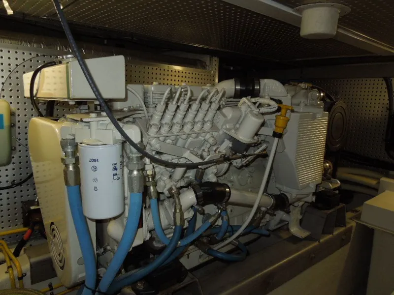 Slide: The Image of President 42' Performance Trawler 2004 - 59