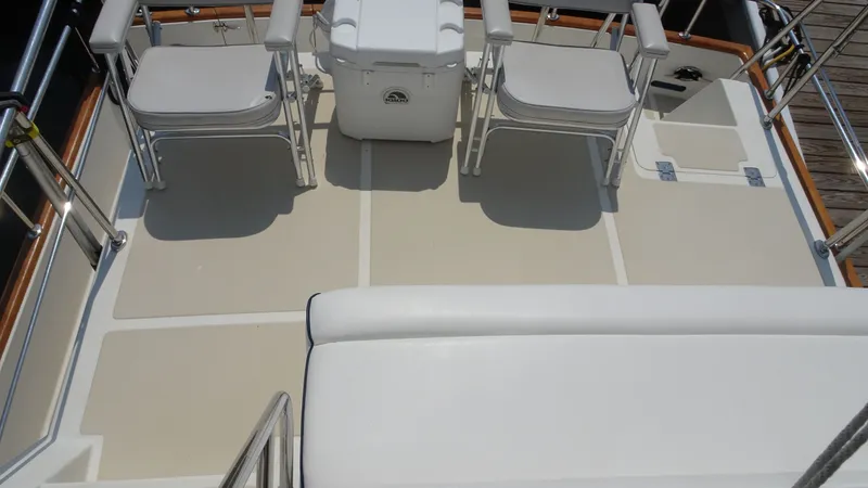 Slide: The Image of President 42' Performance Trawler 2004 - 9