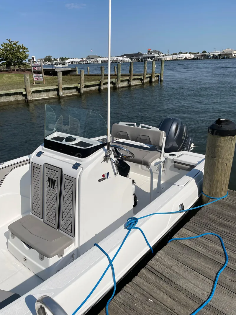 Slide: The Image of Wellcraft 182 Fishmaster 2020 - 1