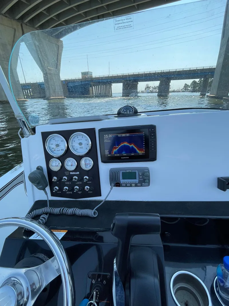 Slide: The Image of Wellcraft 182 Fishmaster 2020 - 5