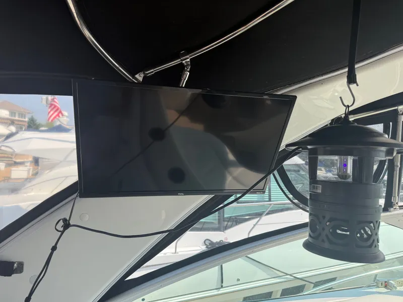 Slide: The Image of Cruisers Yachts 400 Express 2004 - 5