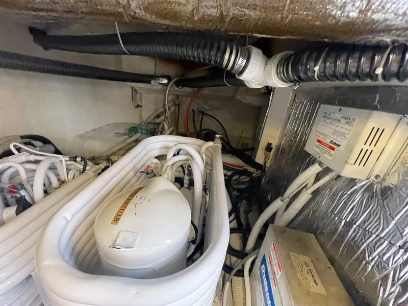 Slide: The Image of Carver Yachts 56 Voyager 2006 - 102