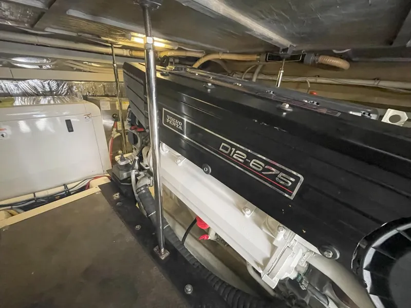 Slide: The Image of Carver Yachts 56 Voyager 2006 - 127