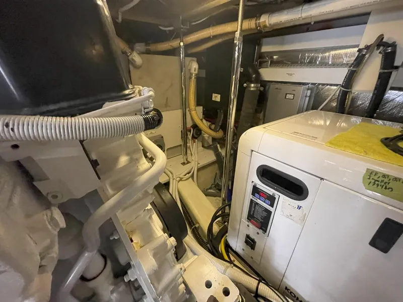 Slide: The Image of Carver Yachts 56 Voyager 2006 - 129