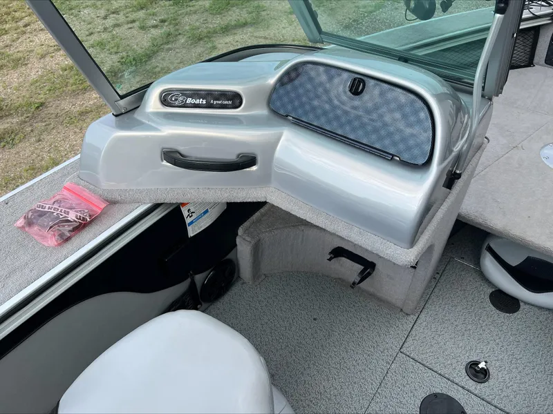 Slide: The Image of G3 Angler V175 FS 2012 - 8