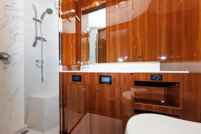 Slide: The Image of Primary Head - 35