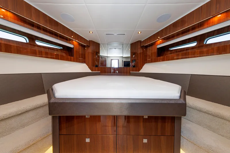 Slide: The Image of VIP Berth - 36