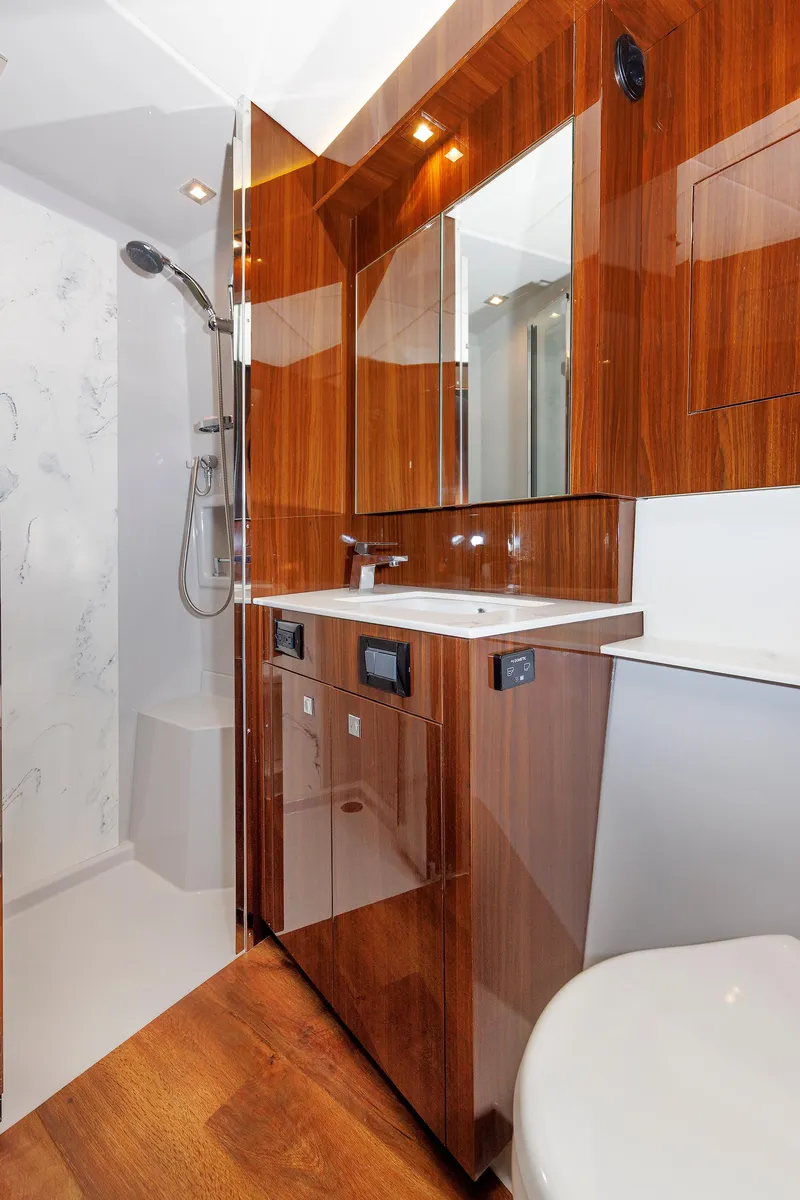 Slide: The Image of Guest Head - 41