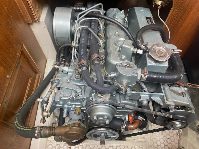 Slide: The Image of Catalina 36 MkII 1995 - 51