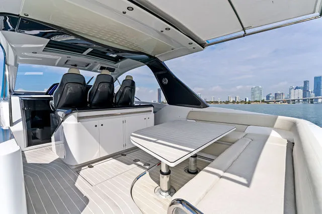Slide: The Image of Azimut Verve 42 2022 - 50