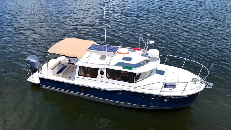 Slide: The Image of Ranger Tug R-27 2020 - 1