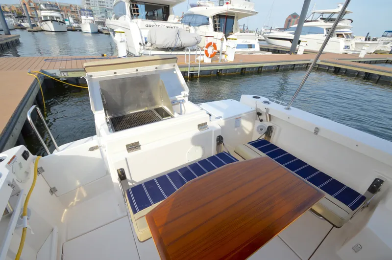 Slide: The Image of Ranger Tug R-27 2020 - 16