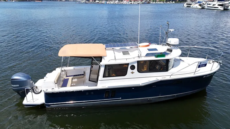 Slide: The Image of Ranger Tug R-27 2020 - 46