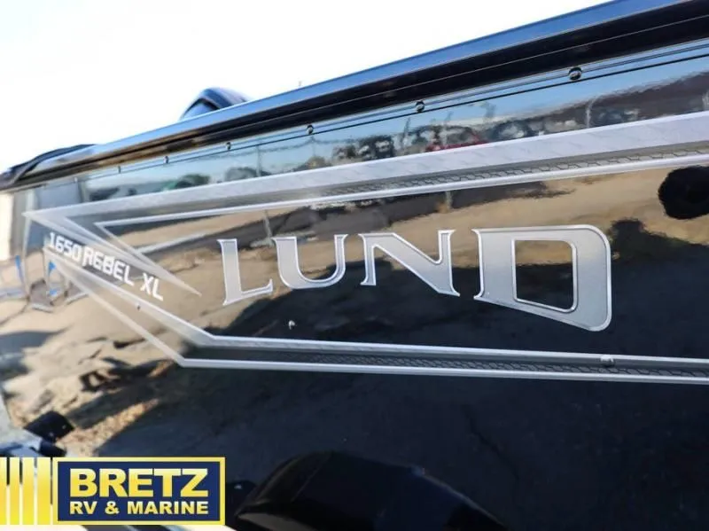 Slide: The Image of Rebel XL 1650 Sport 2025 - 11