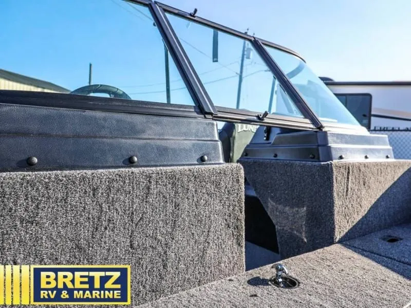 Slide: The Image of Rebel XL 1650 Sport 2025 - 13