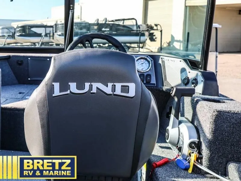 Slide: The Image of Rebel XL 1650 Sport 2025 - 20