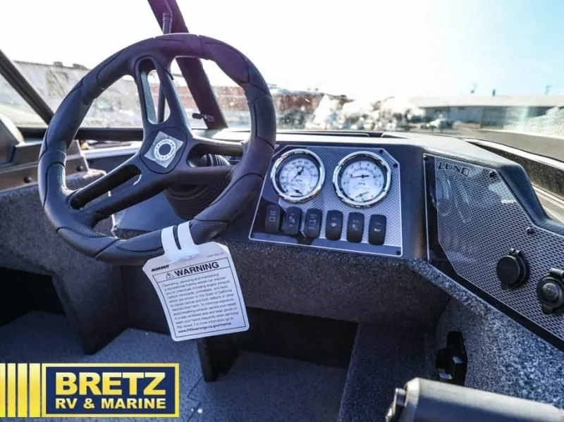 Slide: The Image of Rebel XL 1650 Sport 2025 - 19