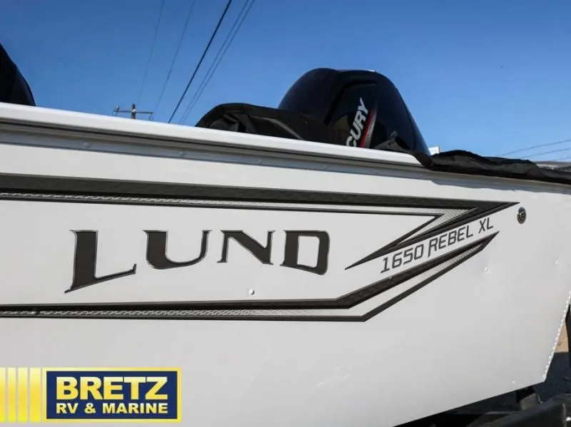 Slide: The Image of Rebel XL 1650 Sport 2025 - 21