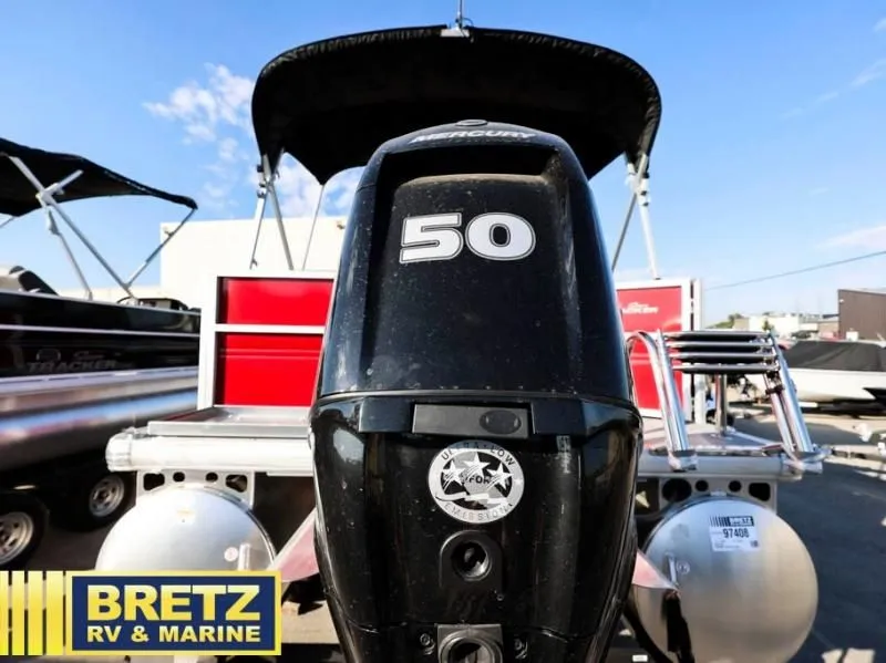 Slide: The Image of Party Barge 16 DLX 2026 - 9