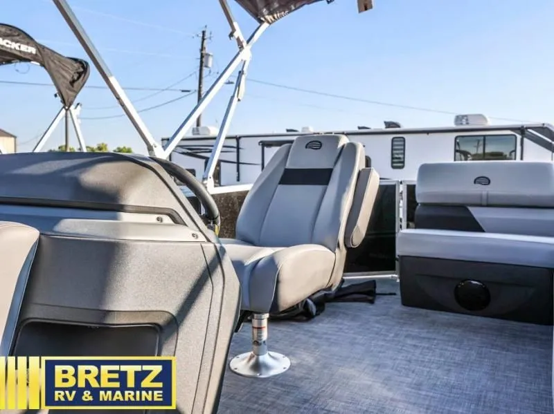 Slide: The Image of Party Barge 18 DLX 2026 - 21