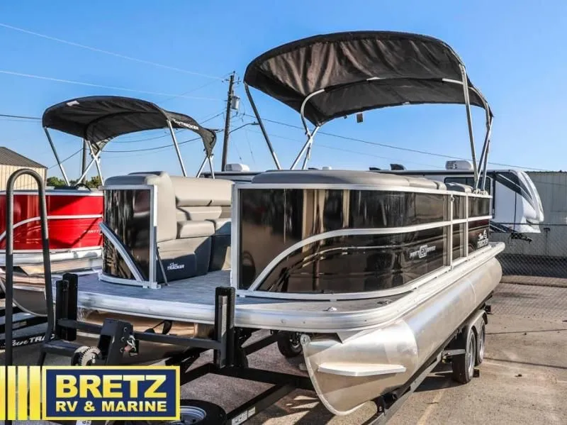 Slide: The Image of Party Barge 18 DLX 2026 - 7