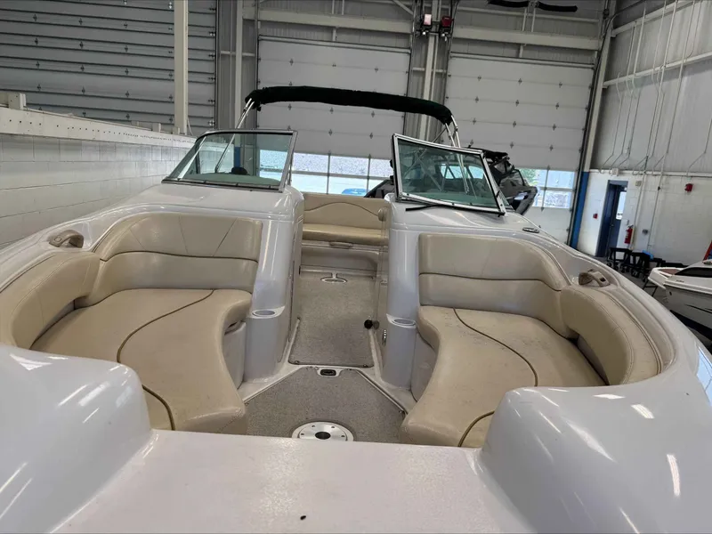 Slide: The Image of Sea Ray 210 Sundeck 2001 - 10