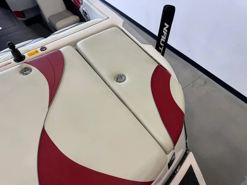 Slide: The Image of Nautique Super Air Nautique 210 2004 - 11