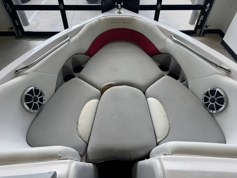 Slide: The Image of Nautique Super Air Nautique 210 2004 - 17